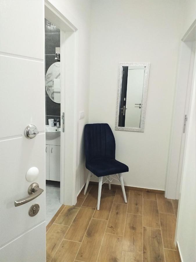 Apartman Astra Sremska Mitrovica Zewnętrze zdjęcie