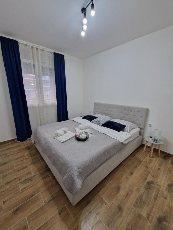 Apartman Astra Sremska Mitrovica Zewnętrze zdjęcie