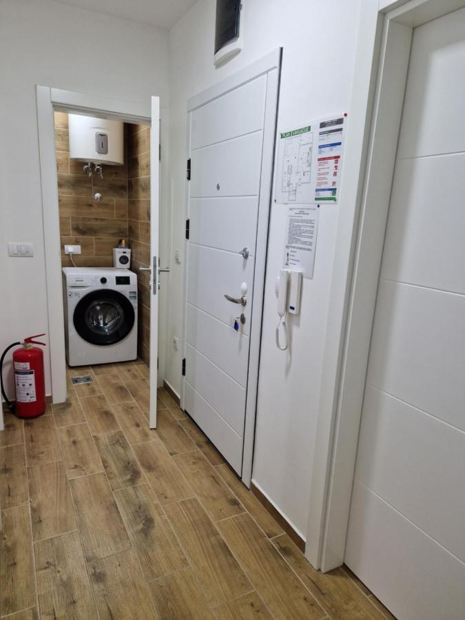 Apartman Astra Sremska Mitrovica Zewnętrze zdjęcie